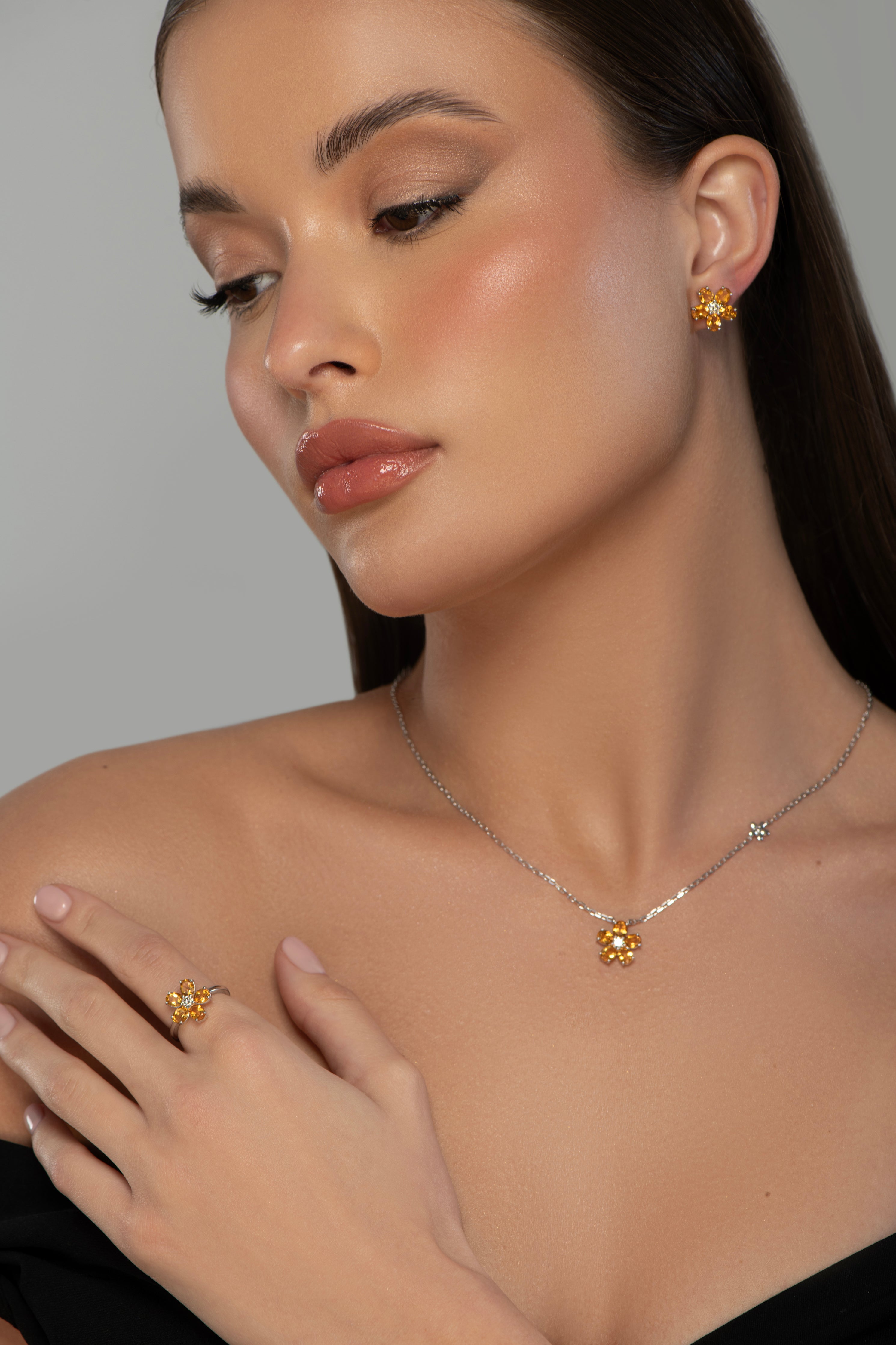 Citrine Bloom Necklace - NOORA SHAMSI JEWELLERY