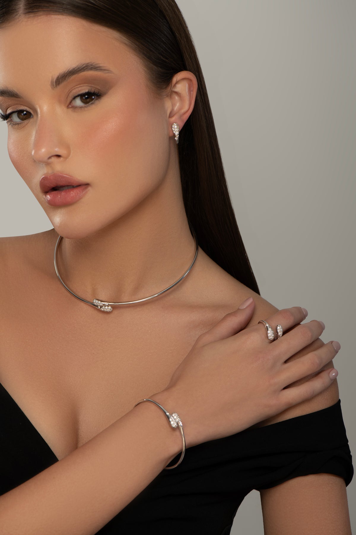 Model wearing the Serpent Diamond Earrings