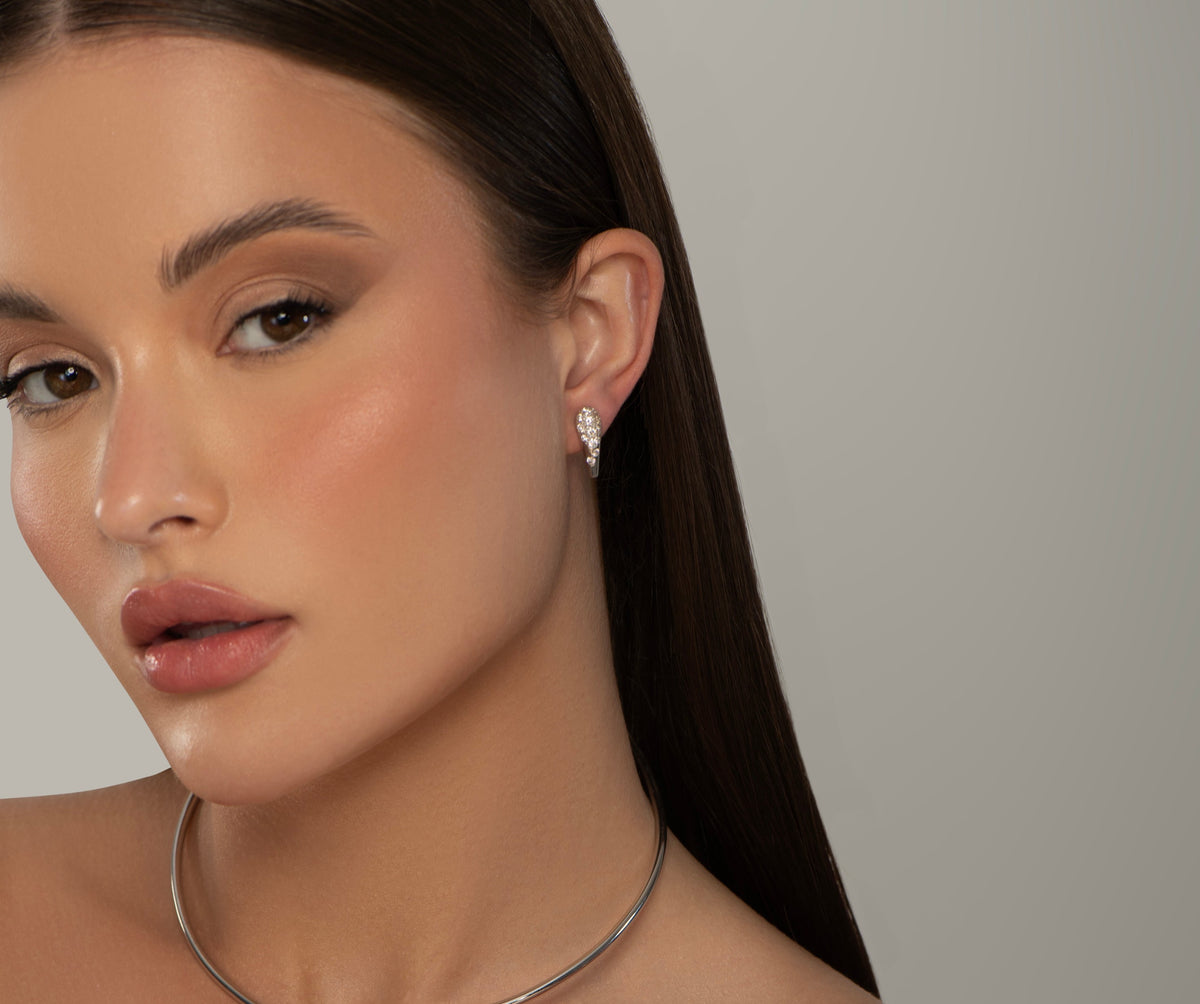 Model wearing Serpent Signatures diamond jewellery